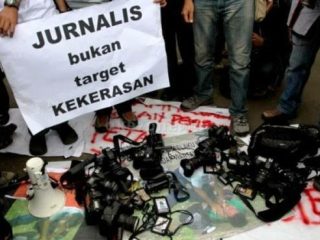 AWI Kecam Kekerasan Terhadap Wartawan di Gedung DPRD Inhil