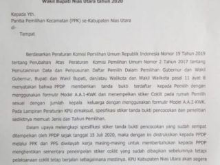 KPU Nias Utara Hentikan Sementara Penempelan Stiker Coklit, Ada Apa?