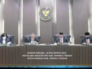 DKPP Resmi Copot Ketua KPU dan Ketua Bawaslu Tapteng, Juga Sanksi 4 Komisioner