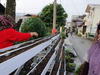 Kembangkan Bank Sampah dan Ketahanan Pangan, Kabaharkam Polri Support Modal Petani Kota Medan