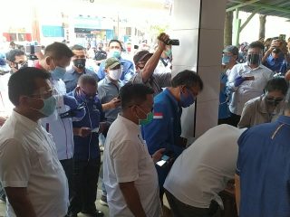 Tim Pengusung Pasangan JP Antarkan Berkas ke KPU