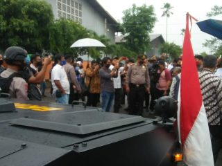 Menko PMK RI Kunker di Medan, Detasemen Gegana Poldasu Lakukan Pengamanan