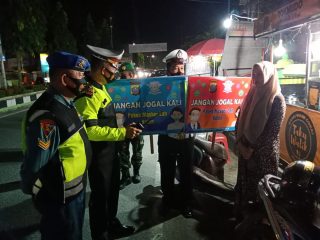 Ajak Masyarakat Patuhi Prokes Covid-19, Polres Tanjungbalai Gelar Patroli Gabungan