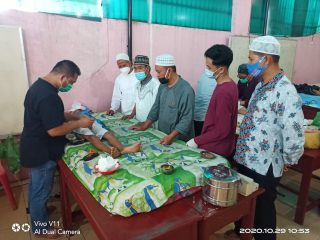 Khitanan Massal Warnai Peringatan Maulid Nabi di Masjid Shirothuddin Tanjungmorawa
