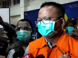 Terima Suap Rp9,8 M, KPK Tetapkan Menteri KKP dan 6 Orang Lainnya Sebagai Tersangka