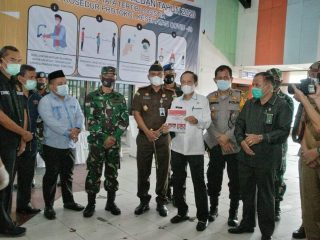 Tinjau Lokasi Penyortiran Surat Suara, Pjs Walikota Medan Ingatkan Transparansi dan Tanggungjawab