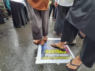 Demo ke Carrefour, Ribuan Umat Islam di Medan Gelar Aksi Protes Penghinaan Nabi Muhammad SAW