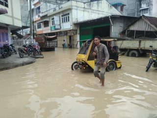 Kota Tebingtinggi Direndam Banjir, Roda Perekonomian Nyaris Lumpuh