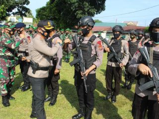 Polres Labuhanbatu Gelar Apel Pergeseran PAM TPS Pilkada se-Labuhanbatu Raya