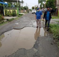 Respon Aspirasi Rakyat, Legislator Deliserdang Tinjau Jalan Rusak di Batangkuis
