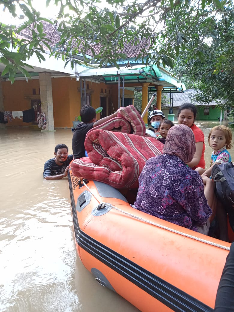 Sejumlah Desa di Kabupaten Bekasi Terendam Banjir, Tanggul Jebol Jadi Pemicu