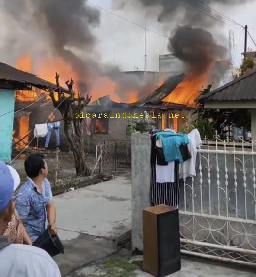 3 Rumah Permanen di Medan Area Ludes Diamuk Si Jago Merah