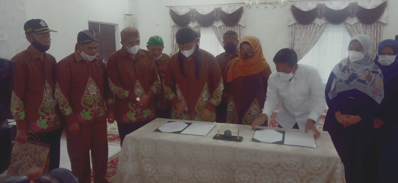 Rektor USU-DPW PKB Pujakesuma, Tandatangani MoU Dukung Kemajuan Budaya Jawa di Sumut