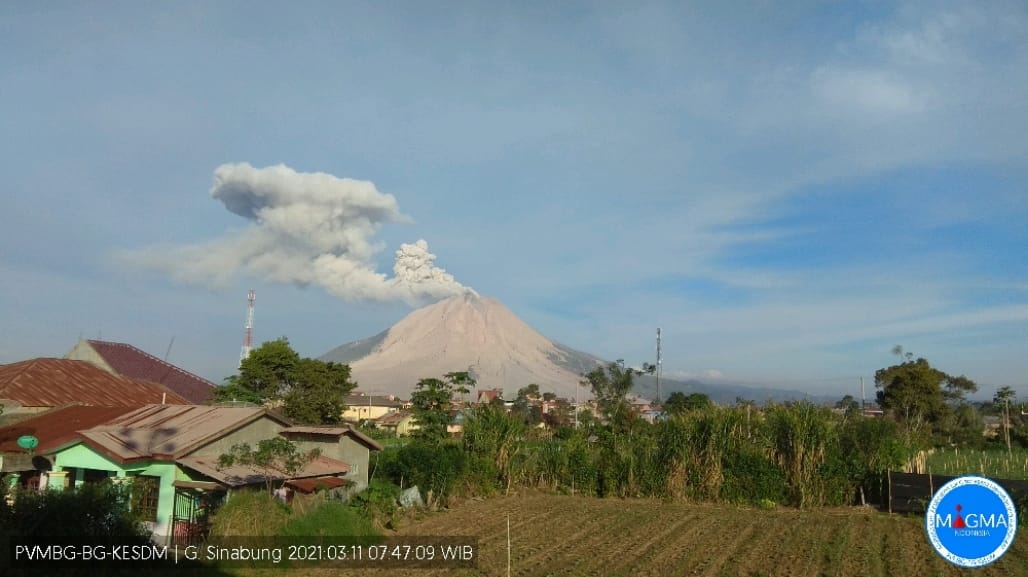 Gunung Sinabung Belum Berhenti Erupsi, Pagi ini Sudah 2 Kali Terjadi