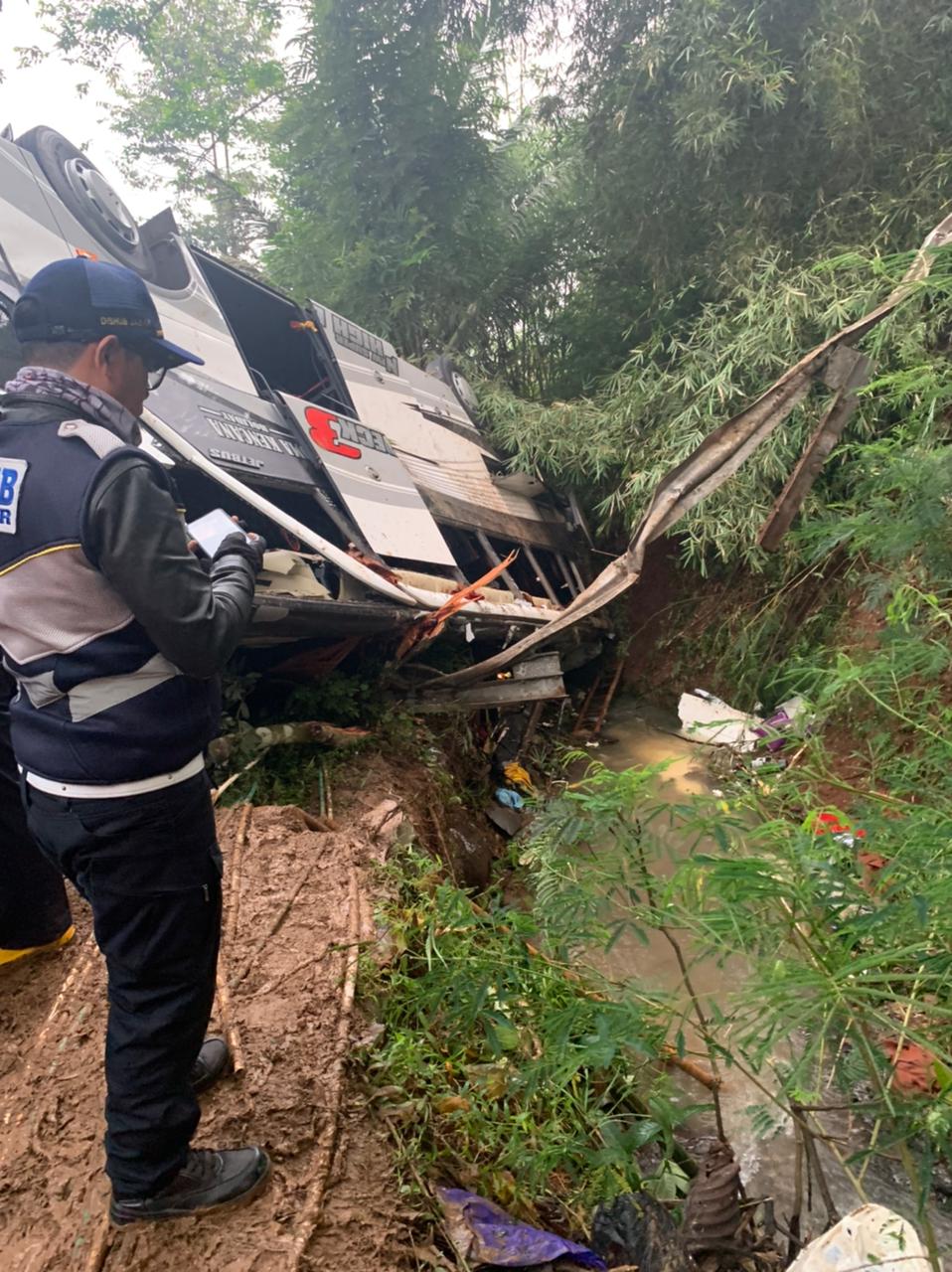 KNKT Selidiki Kecelakaan Maut di Tanjakan Cae Sumedang, yang Tewaskan 27 Penumpang Bus
