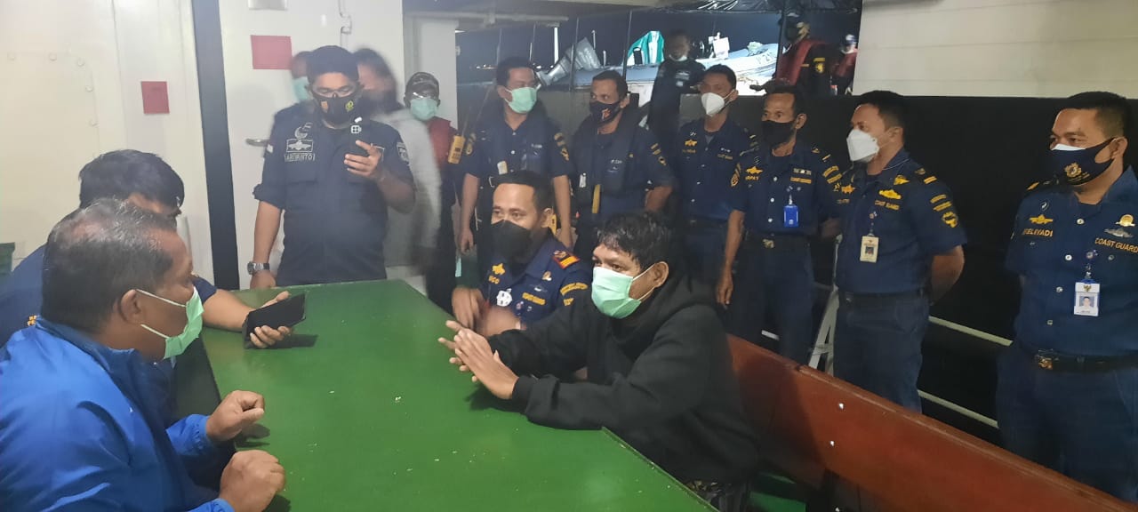 Kapal Boat Pancung Tenggelam di Pulau Putri, 3 Penumpang Berhasil Diselamatkan