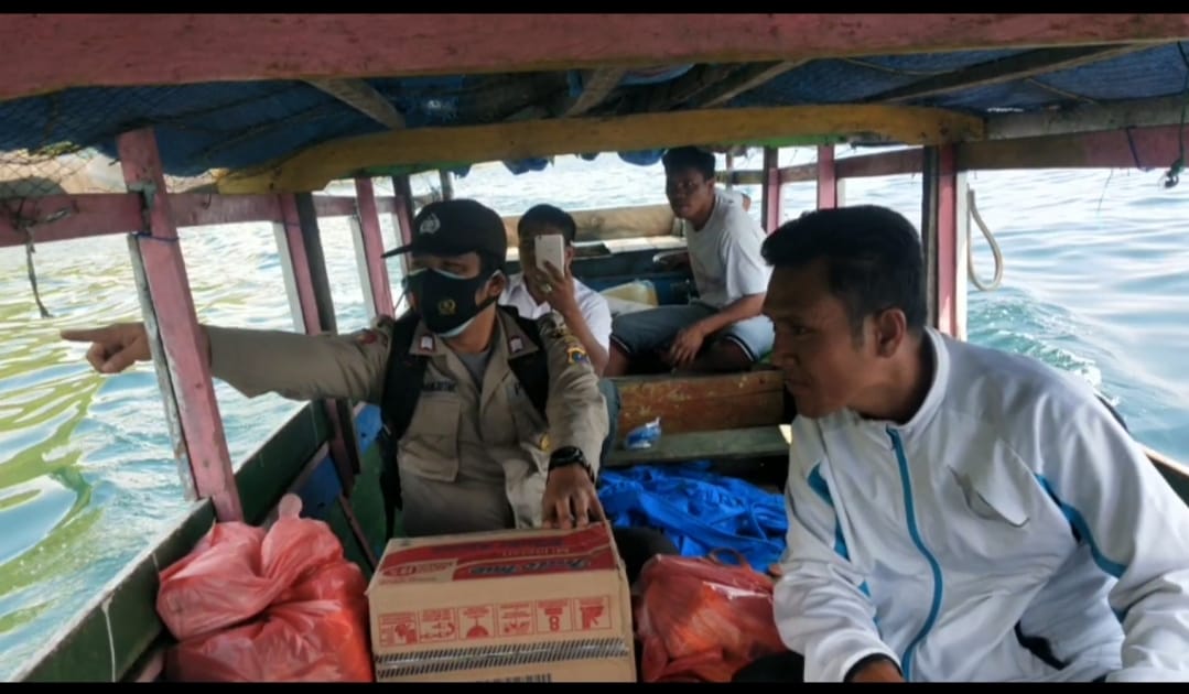 Berbagi dengan Warga di Dusun Terpencil, Seorang Polisi di Dairi Rela Sisihkan Gaji