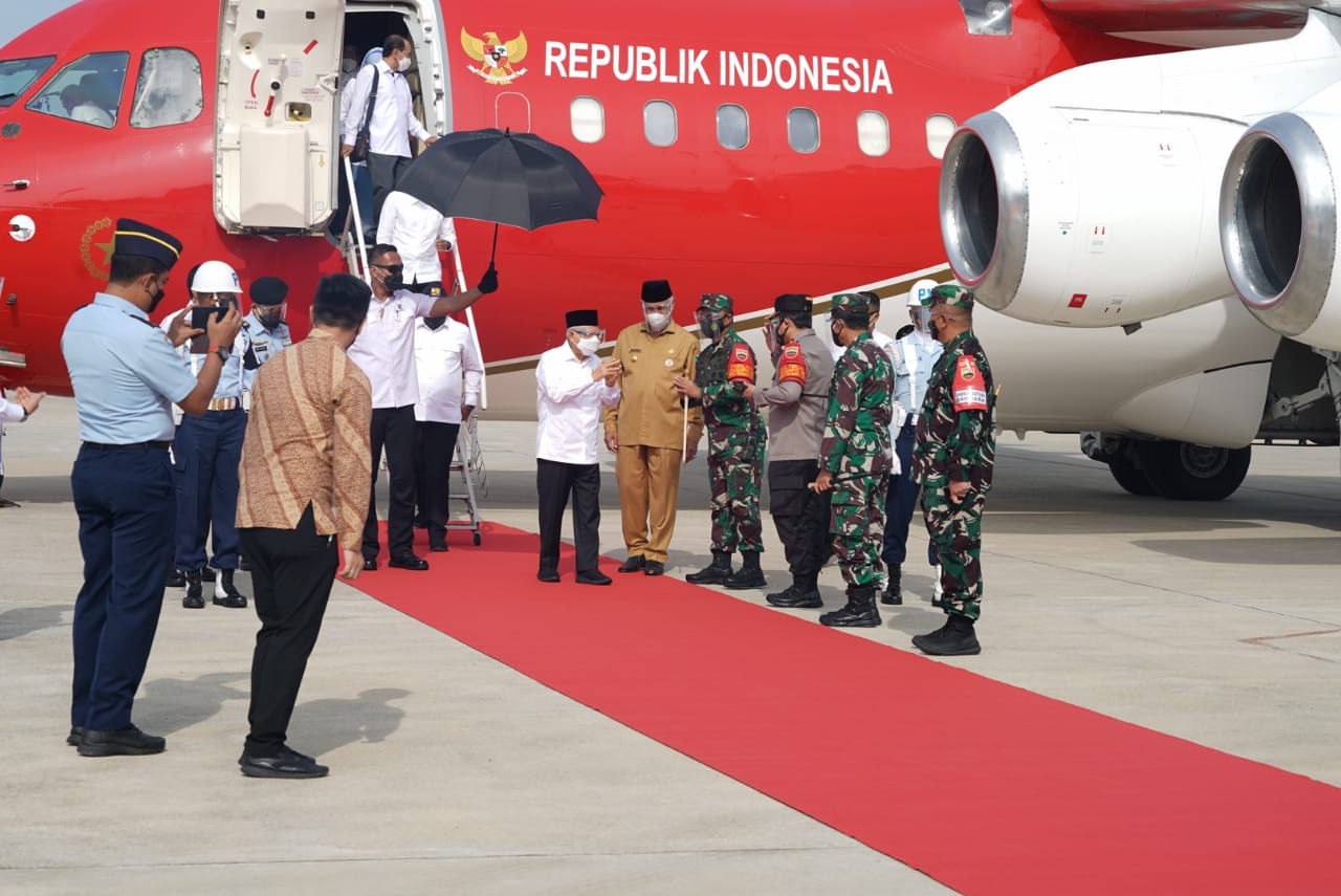 Kunker ke Sumbar, Wapres Disambut Pangdam I/BB dan Jajaran Forkopimda