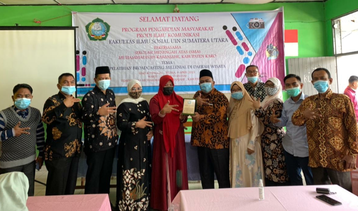 Ikom UINSU Latih Siswa SMA Muhammadiyah Kabanjahe