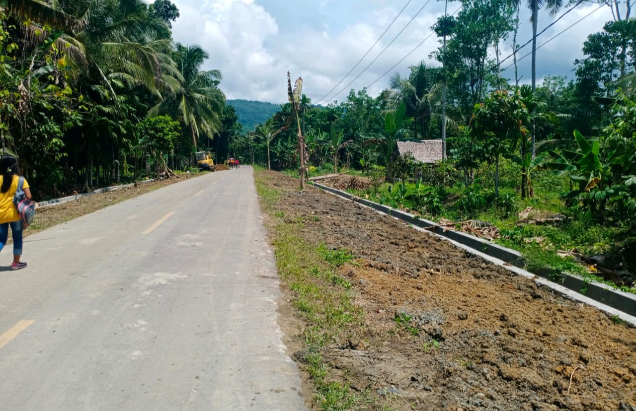 Jelang Lebaran, Pengerjaan Jalan Nasional Gunungsitoli-Telukdalam Terus Diburu