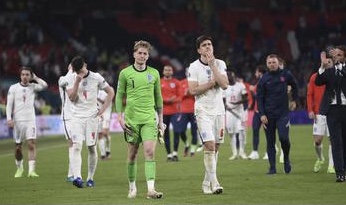 Kalah di Final Euro 2020, Pangeran William Bantu Tenangkan Pemain Inggris