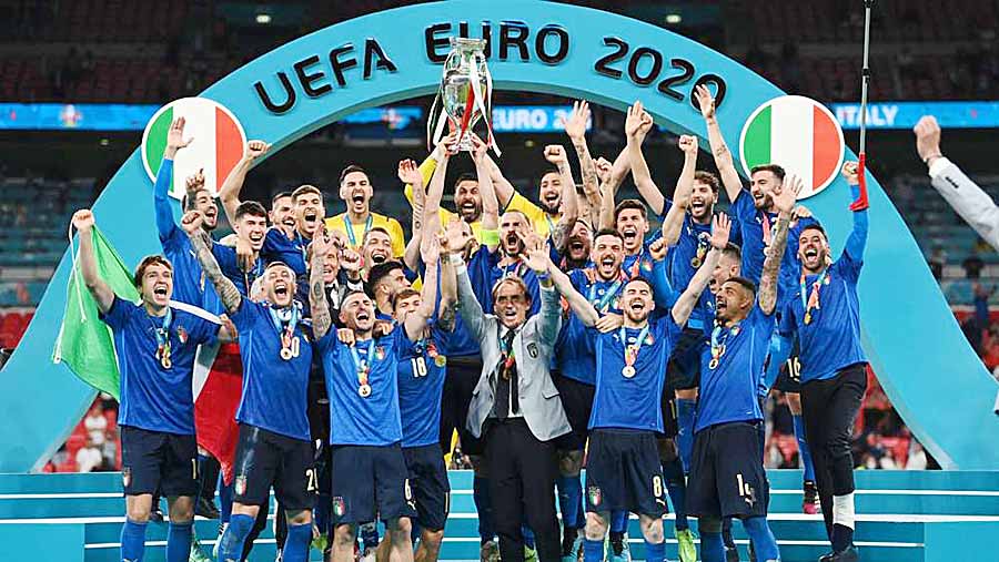 Three Lions Merana ‘Gli Azzurri’ Berpesta, Italia Juara Piala Eropa 2020