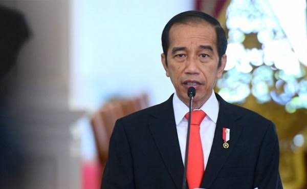 Jokowi Digugat ke PTUN, Diminta Copot Luhut sebagai Koordinator Pelaksanaan PPKM