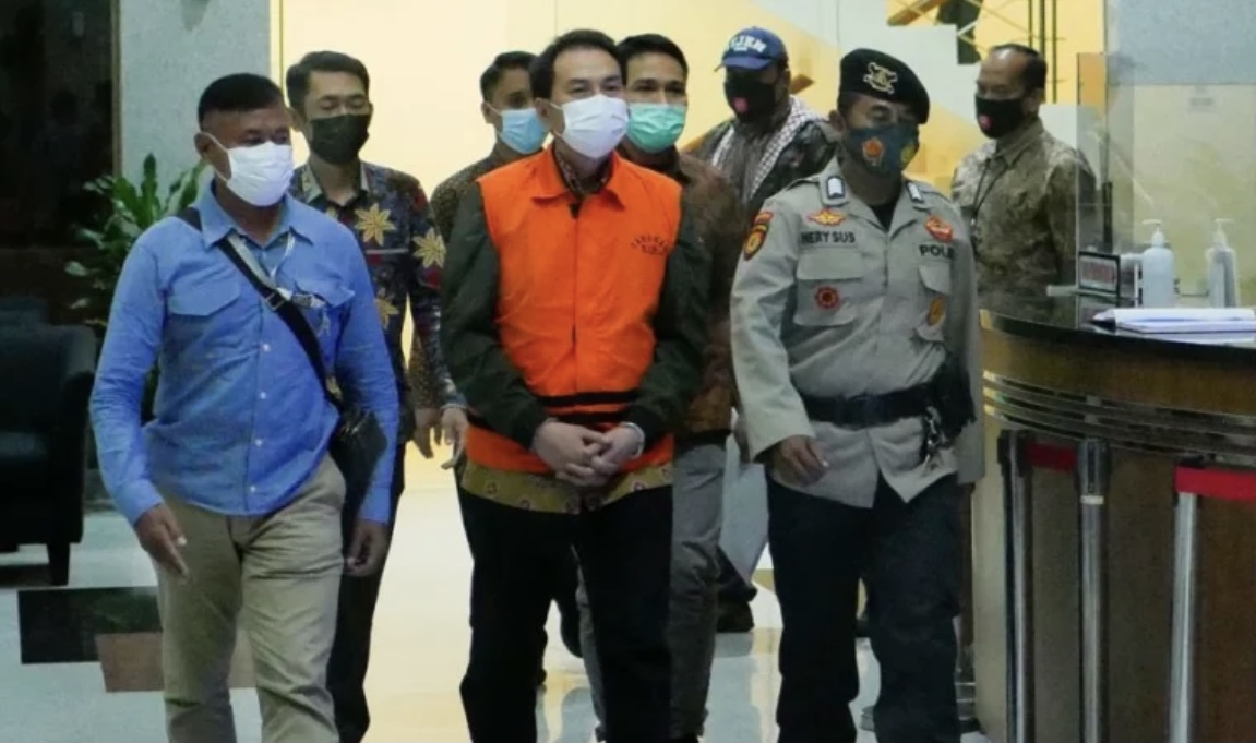Wakil Ketua DPR Azis Syamsuddin Resmi Ditahan KPK