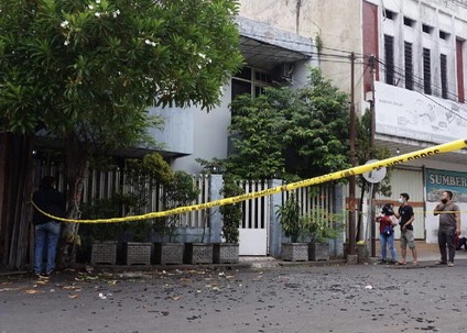 Ada Ledakan Keras, Sebuah Rumah di Kota Mojokerto Rusak
