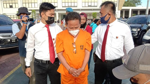 Diduga Jual Alat Swab yang Harusnya Gratis, Kadis di Riau Ditahan Polisi