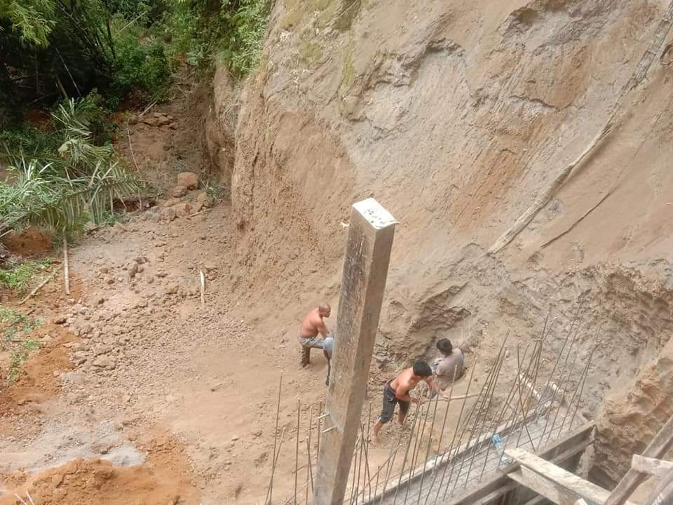 Longsor Terjang Proyek Penahan Tebing di Desa Sugihen Karo, 4 Pekerja Tertimbun