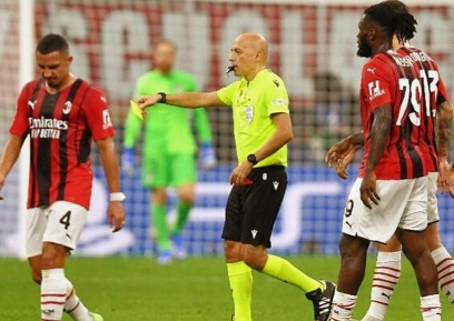 Rugikan AC Milan di Liga Champions, Cuneyt Cakir Dapat Sanksi dari UEFA