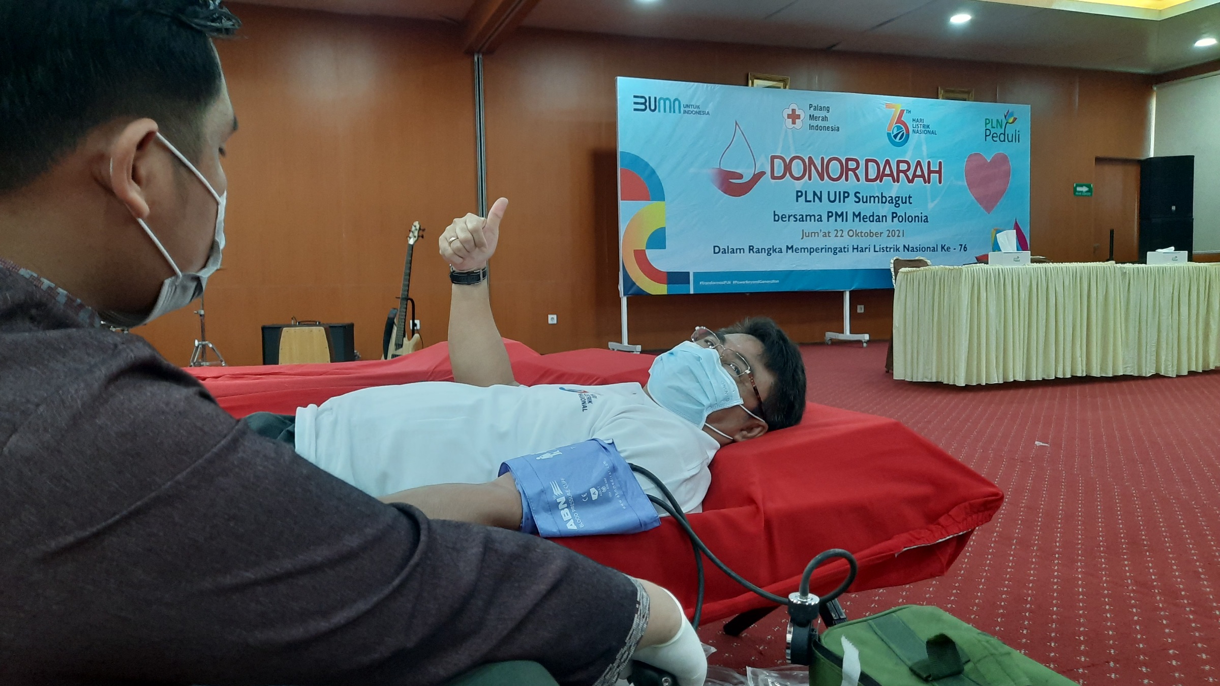 Momen HLN ke 76, Insan PLN di UIP Sumbagut Kembali Gelar Aksi Donor Darah