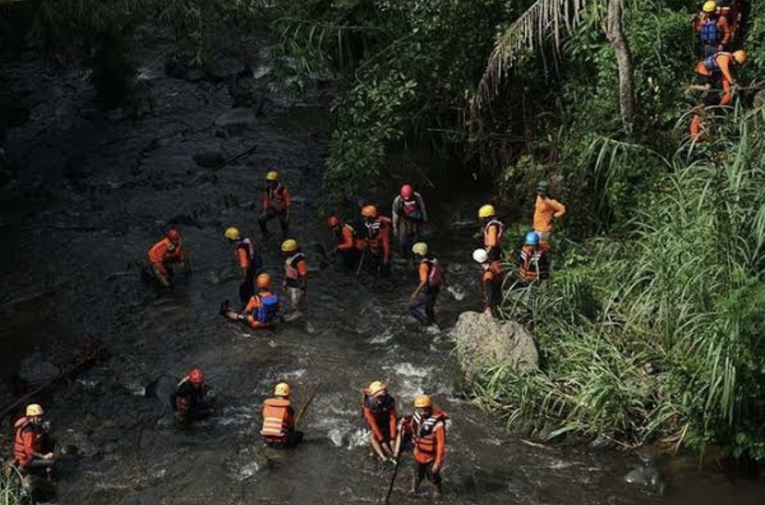 Seluruh Siswa MTs Harapan Baru Korban Susur Sungai Sudah Dievakuasi, 11 Orang Tewas