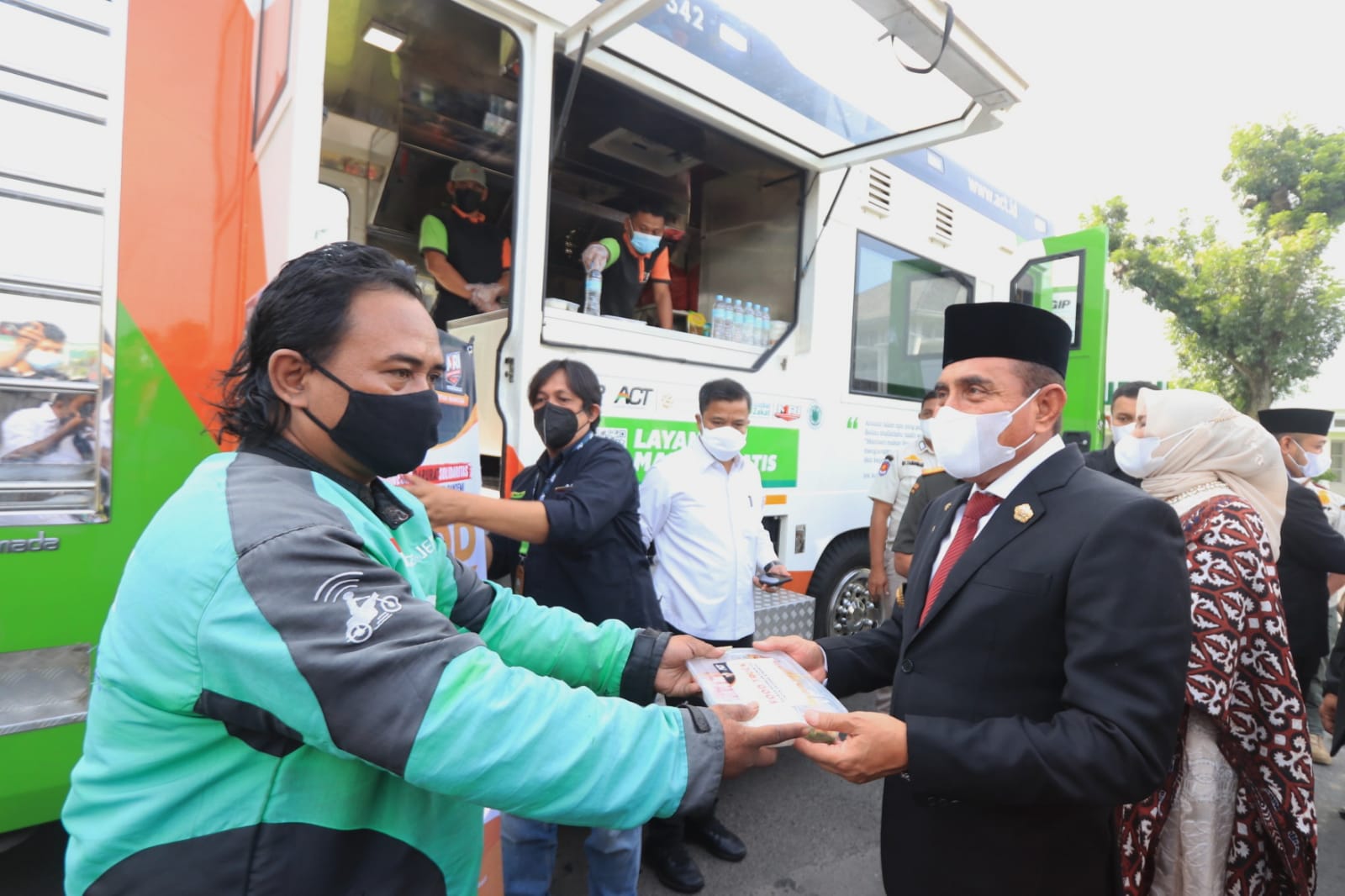 Buka Aksi Perdana Food Truck ACT, Gubsu : Semoga Membantu Masyarakat
