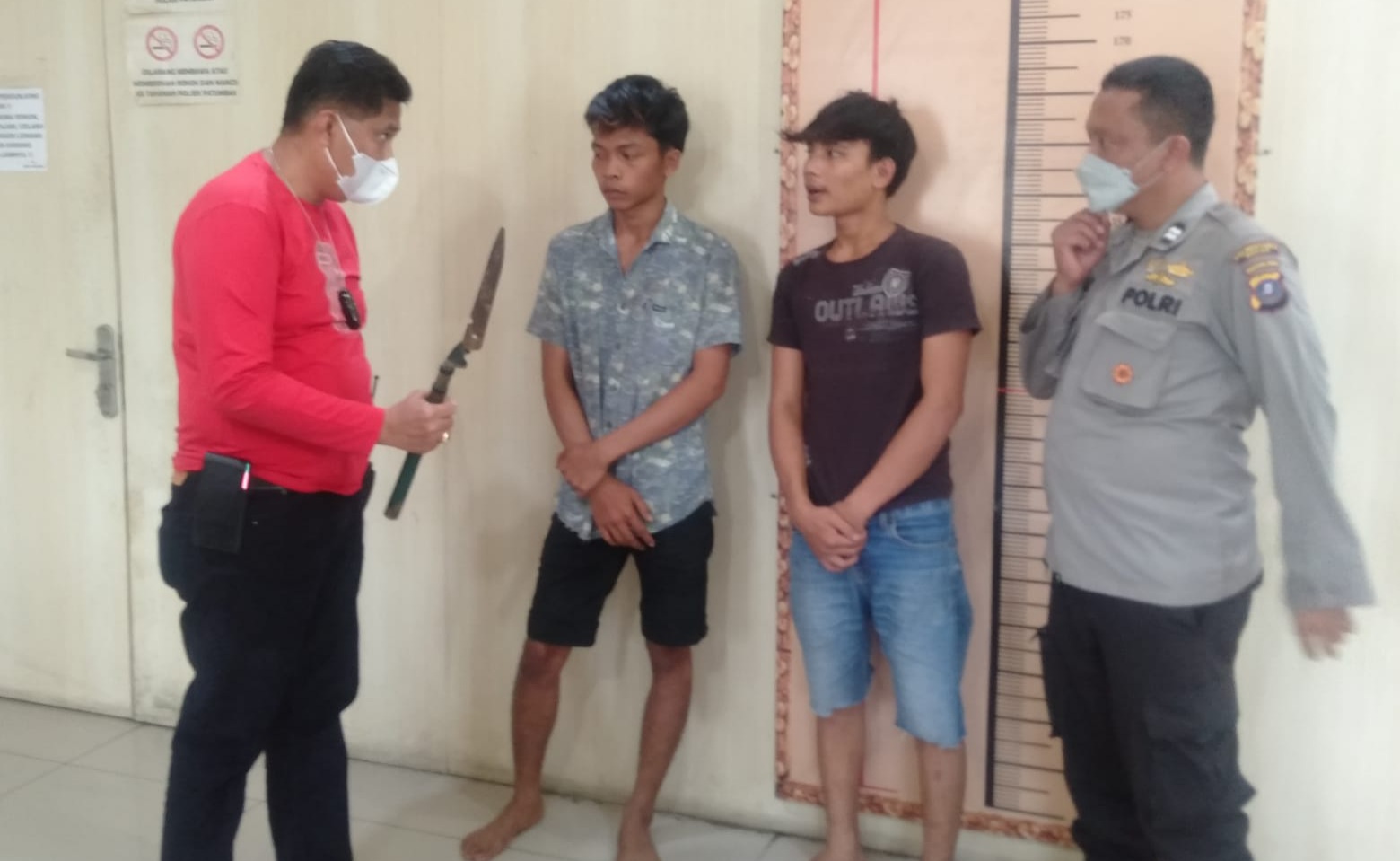 Buat Onar, 2 Pemuda Diduga Komplotan Geng Motor Bersajam Ditangkap Polsek Patumbak