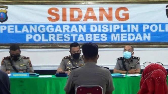 Peras dan Cabuli Istri Tahanan, 8 Personel Polsek Kutalimbaru Dimutasi