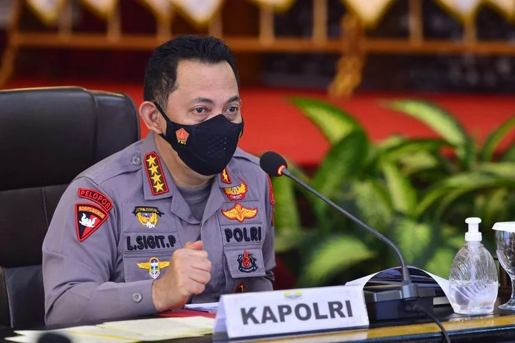 Kapolri Listyo Sigit Lantik 6 Kapolda Baru