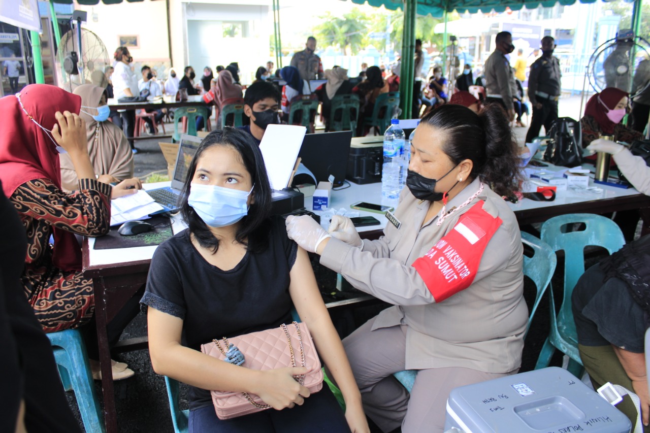 Realisasikan Herd Immunity, Satlantas Polres Asahan Lakukan Vaksin 1.500 Dosis Perhari