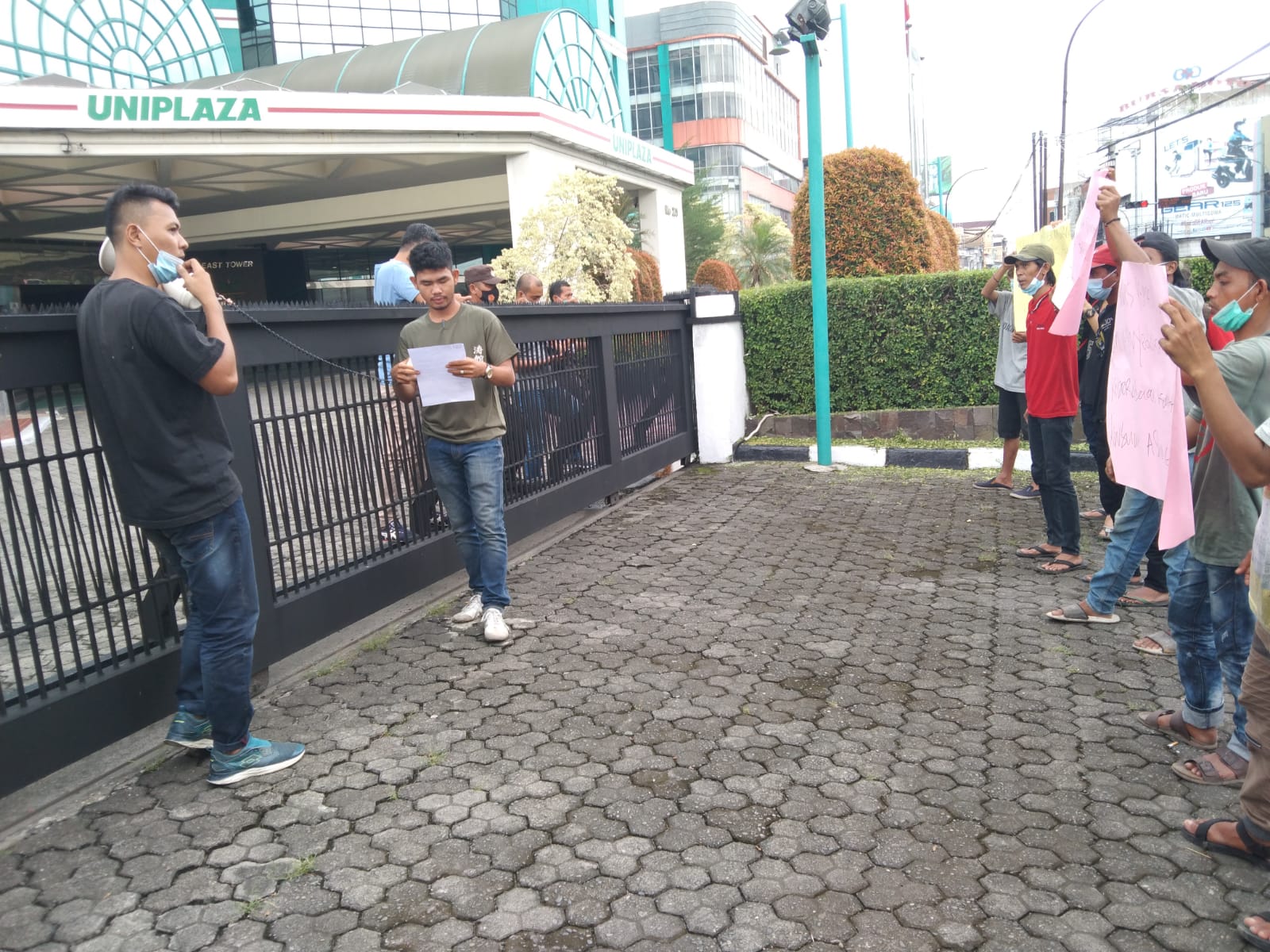 Protes Pembangunan Kantor, Konjen AS di Medan Digeruduk Pemuda Lira