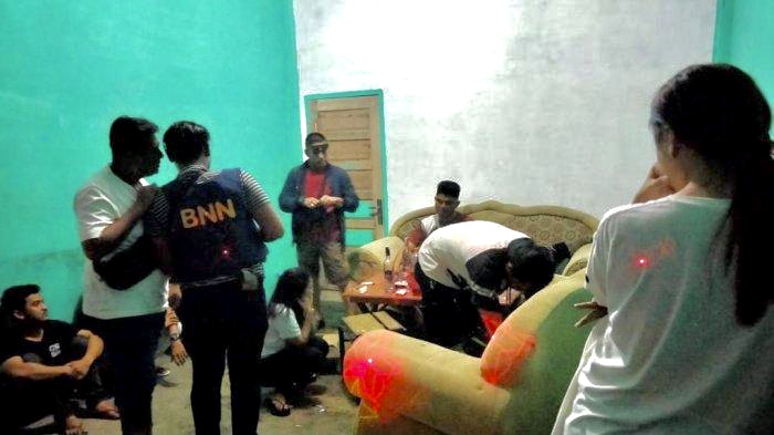 Pesta Narkoba, Delapan Oknum ASN dan Tiga Wanita Ditangkap Tim BNNP Aceh