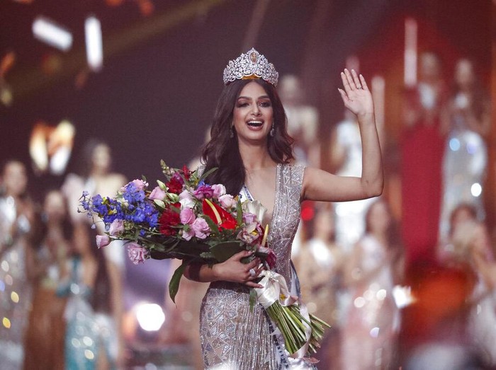Perwakilan India, Harnaaz Sandhu Berhasil Raih Mahkota Miss Universe 2021