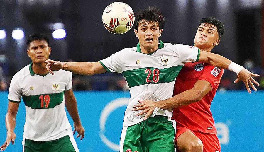 Leg 1 Semifinal AFF Cup 2020 : ‘The Lions’ Singapura Tahan ‘Garuda Muda’ 1-1