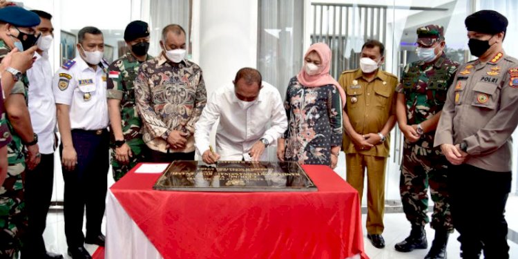 Gubsu Resmikan Gedung VIP Bandara Internasional Kualanamu