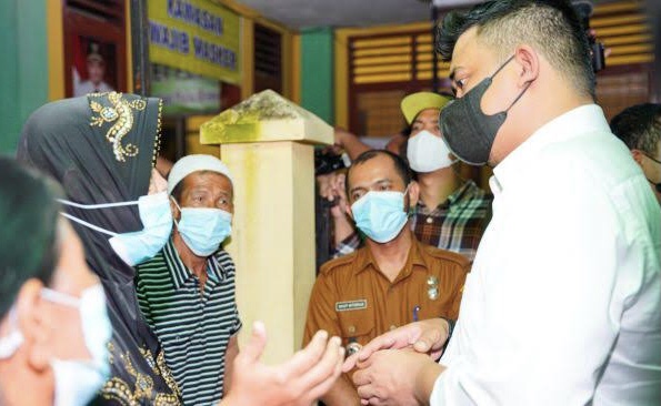 Bobby Nasution Copot Kepling yang Lakukan Pungli Rp1,7 Juta untuk Buat KK
