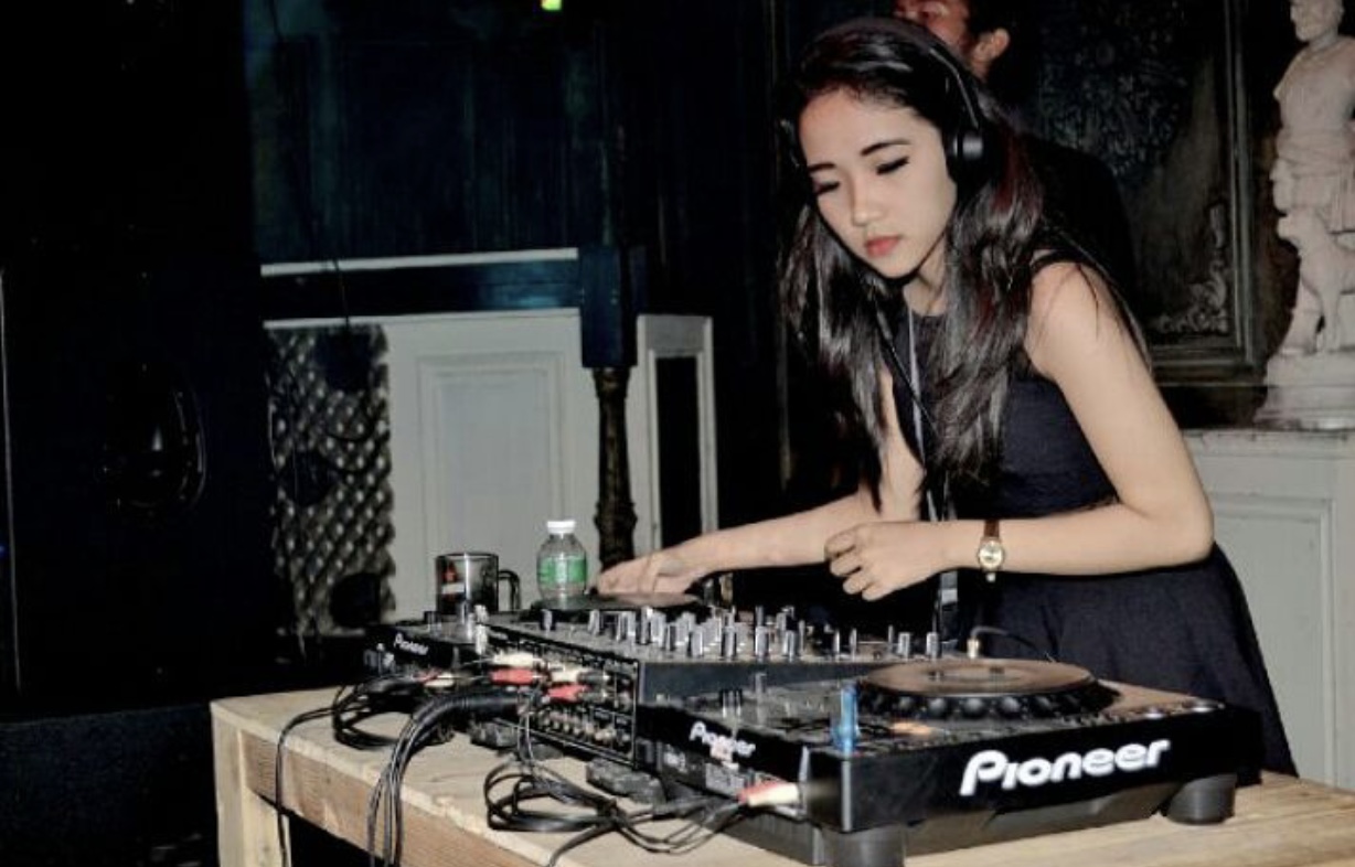 DJ Indah Cleo Tewas dalam Bentrok di Sorong, Pihak Keluarga Kaget