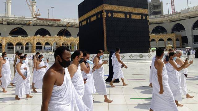 Evaluasi Jemaah, Kemenag Hentikan Sementara Keberangkatan Umrah