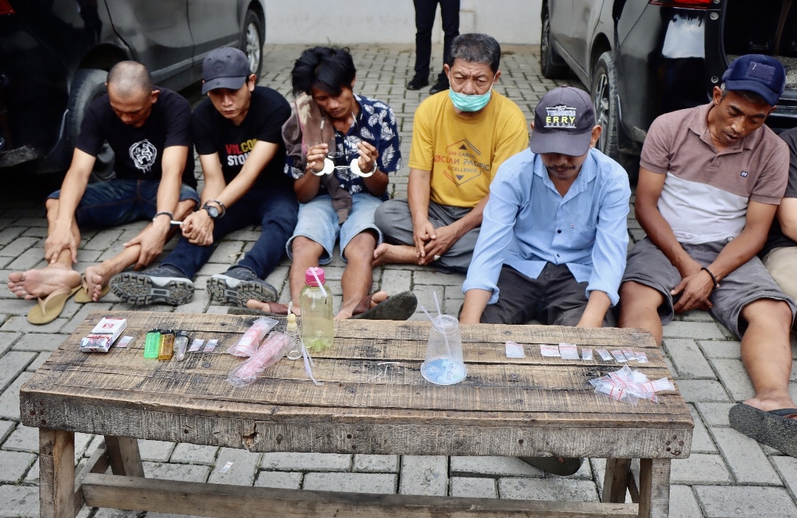 Gerebek Kampung Narkoba di Tanjung Morawa, Polresta Deliserdang Amankan 16 Orang