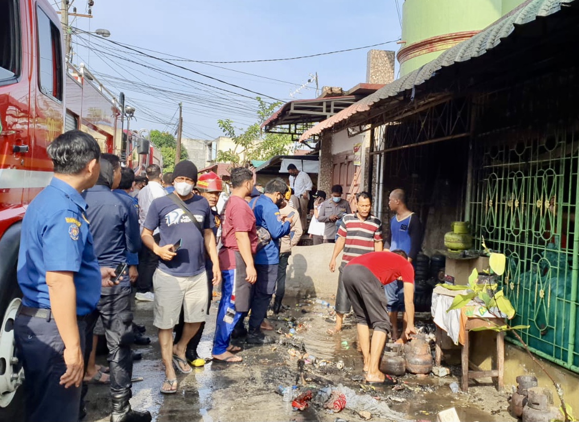 Ruko di Sunggal Terbakar, Satu Orang Tewas