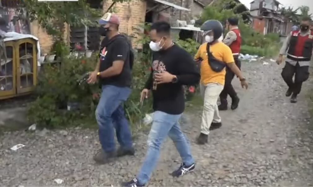Satnarkoba Polrestabes Medan Gerebek Perkampungan di Tembung, 5 Orang Ditangkap